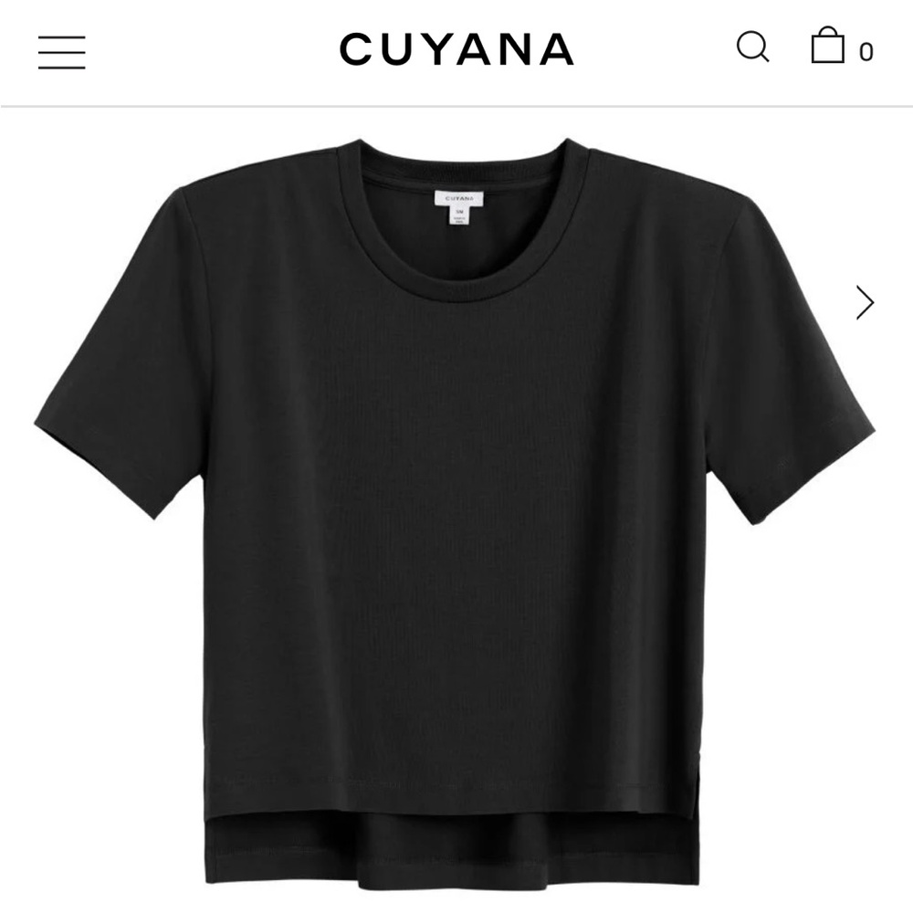 Cuyana black tshirt - NWT - with shoulder pads